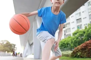 5岁儿童篮球基本功训练